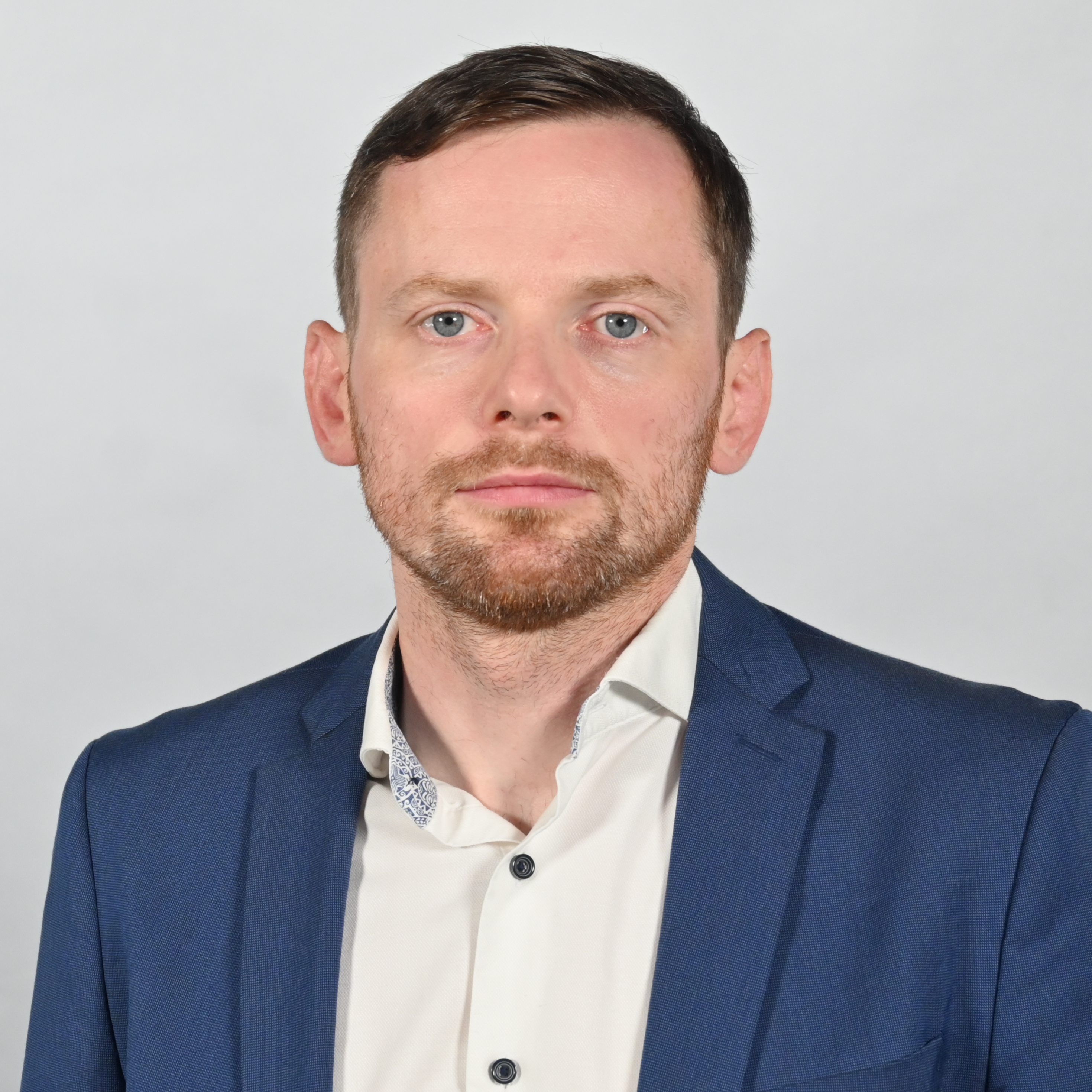Experte: Dr. Lukas Stepien